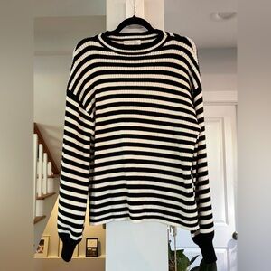 NWOT Anthropologie Black & White Knit Mockneck Sweater - Size L
